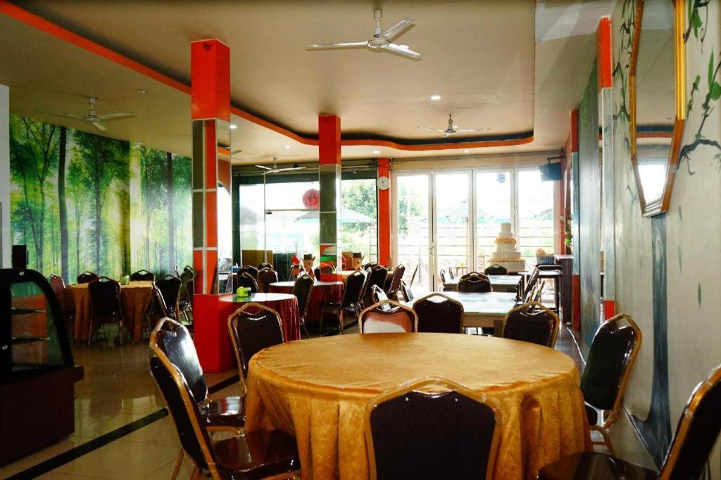 Grand Vella Hotel Pangkal Pinang Exteriér fotografie